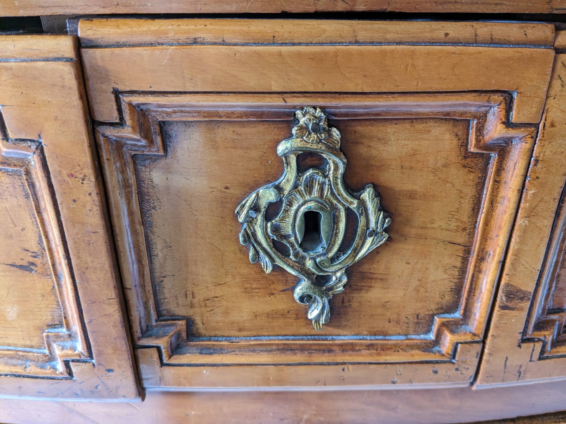 Buffet avant relooking