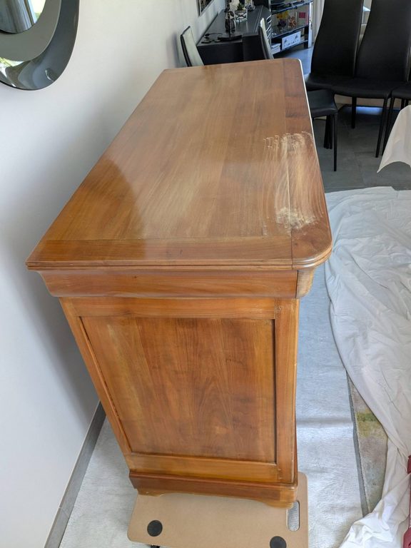 Avant relooking : chiffonnier en merisier massif