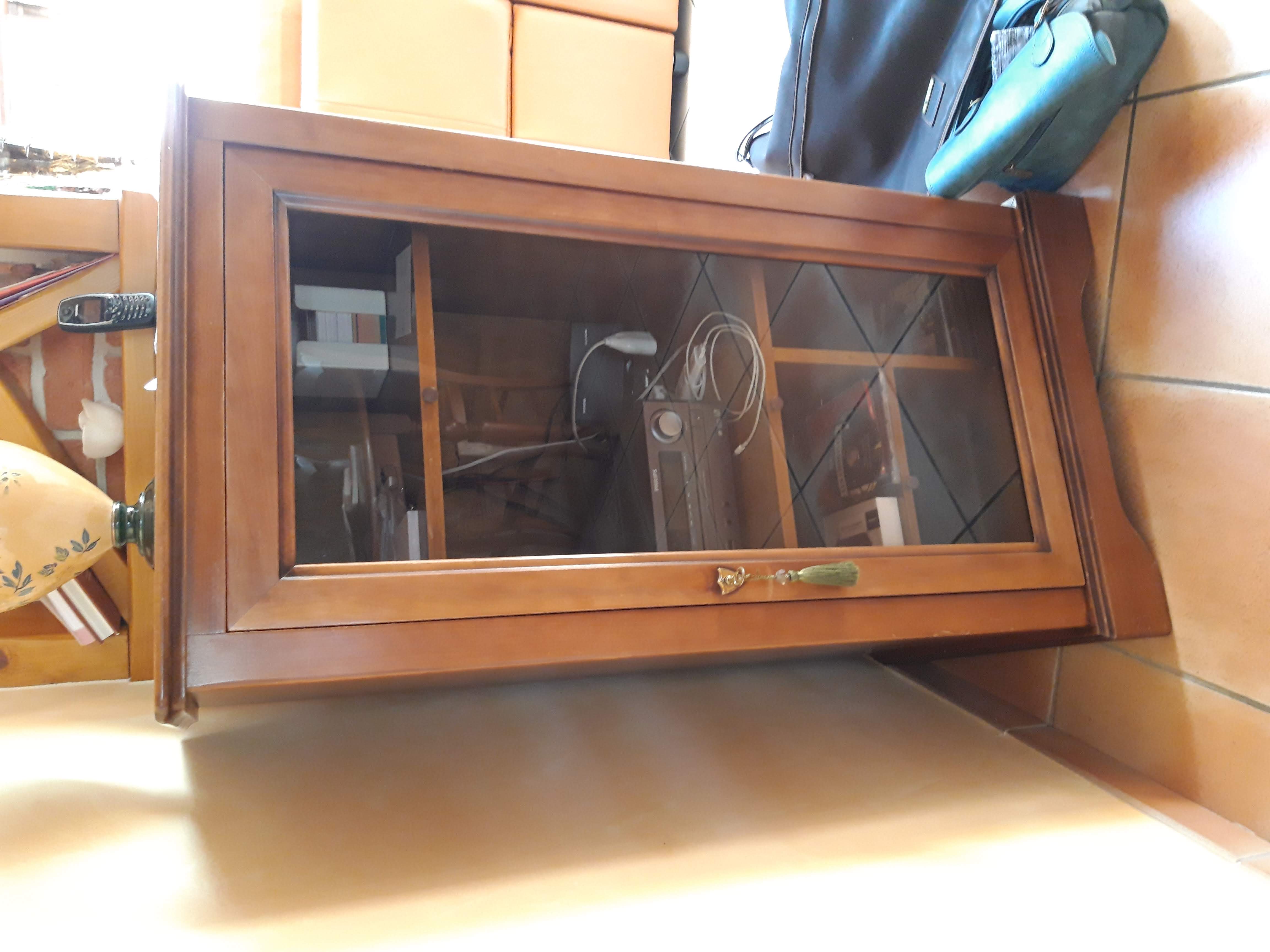 Meuble vitrine avant relooking