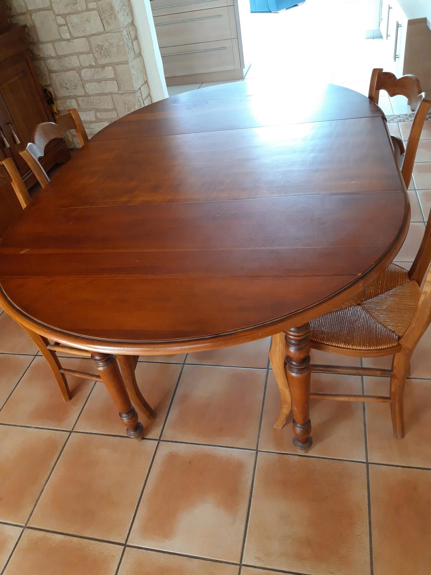 Table et chaises avant relooking